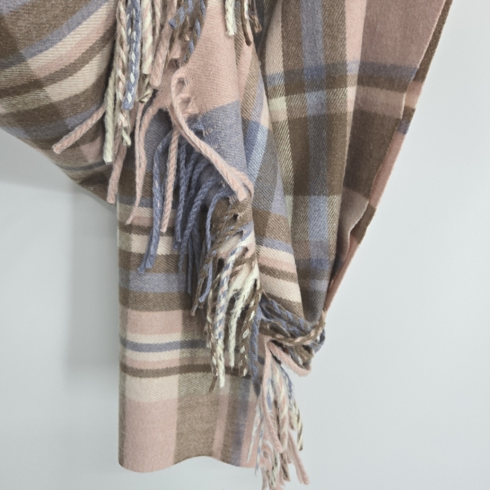 Pretty‎ Pink Plaid Scarf - Picture 7 of 10